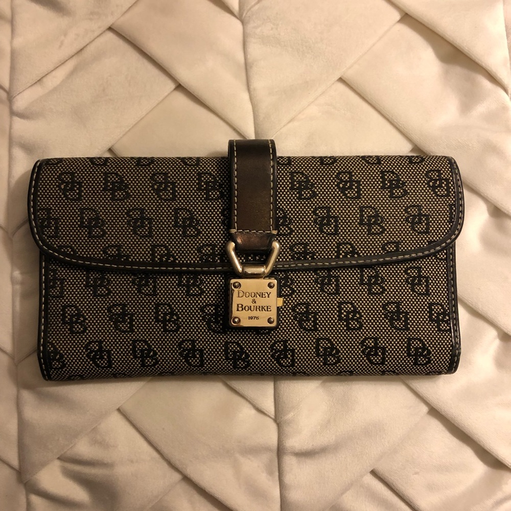 Dooney & Bourke leather wallet